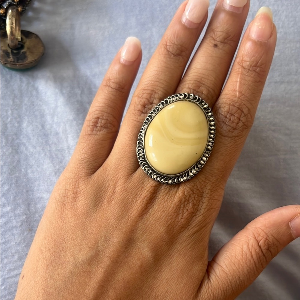 Elegant Cream Stone Ring